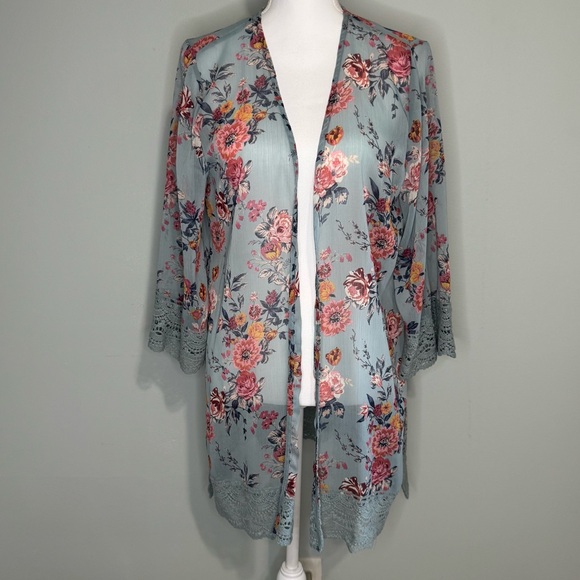 Jolt Blue and Pink Floral Kimono Robe - Picture 2 of 3